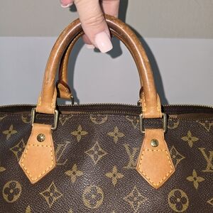 SOLD Louis Vuitton Speedy 35